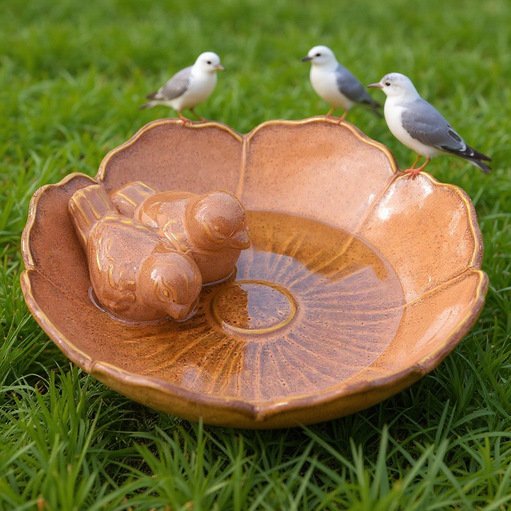 Vogeltränke winterfest | Royal | glasierte Vogeltränke für den Garten | mit Deko-Vögeln – rund, wetterfest, farbig, 23 und 28 cm