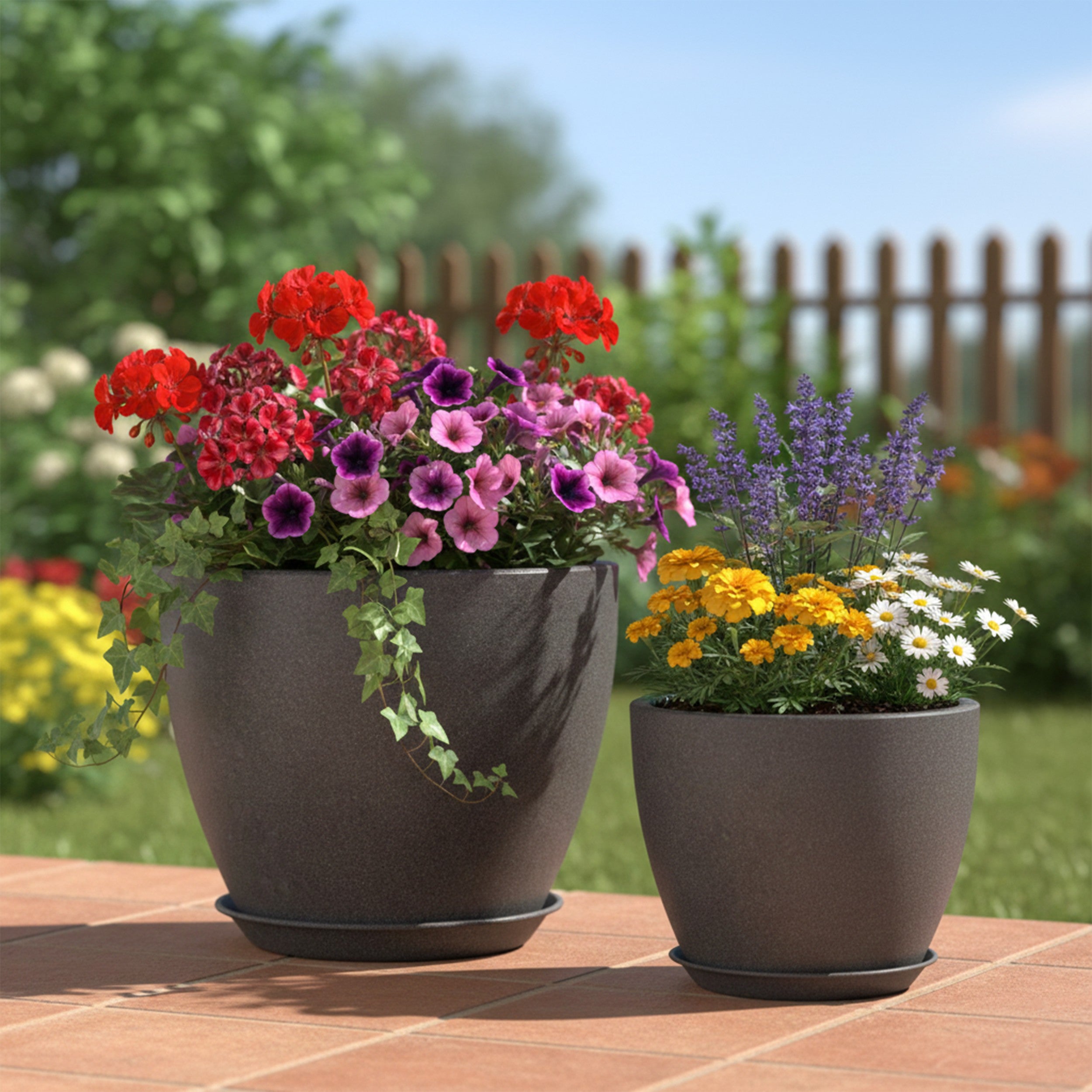 Großer Blumentopf 2er Set - Pflanztöpfe rund in Steinoptik, Untersetzer inklusive, verschließbares Entwässerungsloch, Garten & Balkon