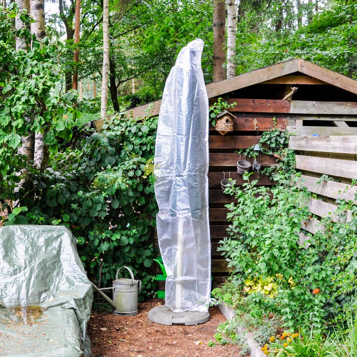 Wetterfeste Schutzhülle für Ampelschirme – Transparente Sonnenschirmhülle mit Reißverschluss, XL für 2-4m Durchmesser, PE Bändchengarn-Verstärkt