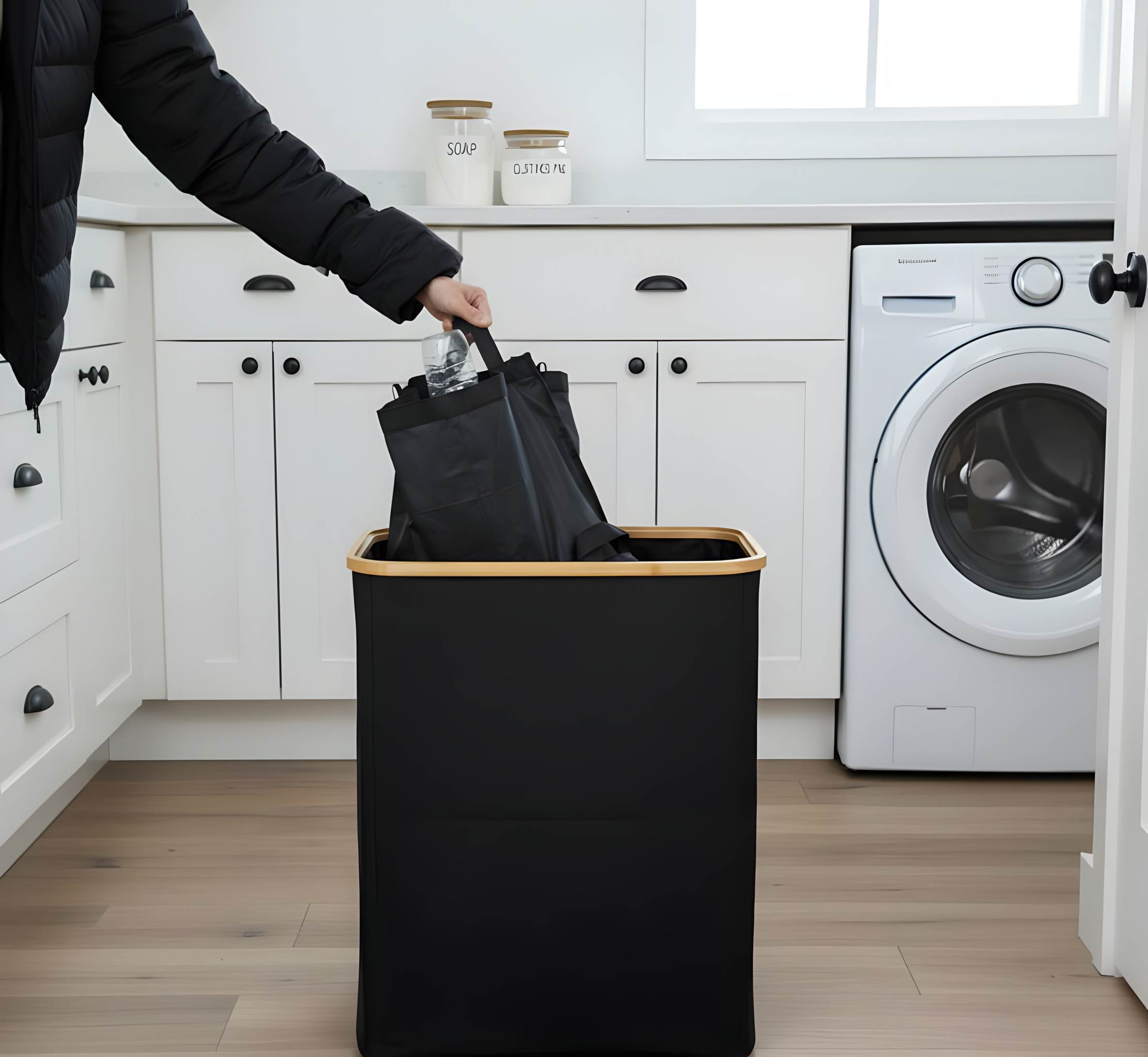 Pfandflaschensammler aus Bambus und Polyester – moderner Leergutsammler, waschbare Innentaschen, wahlweise 100 L oder 2×80 L