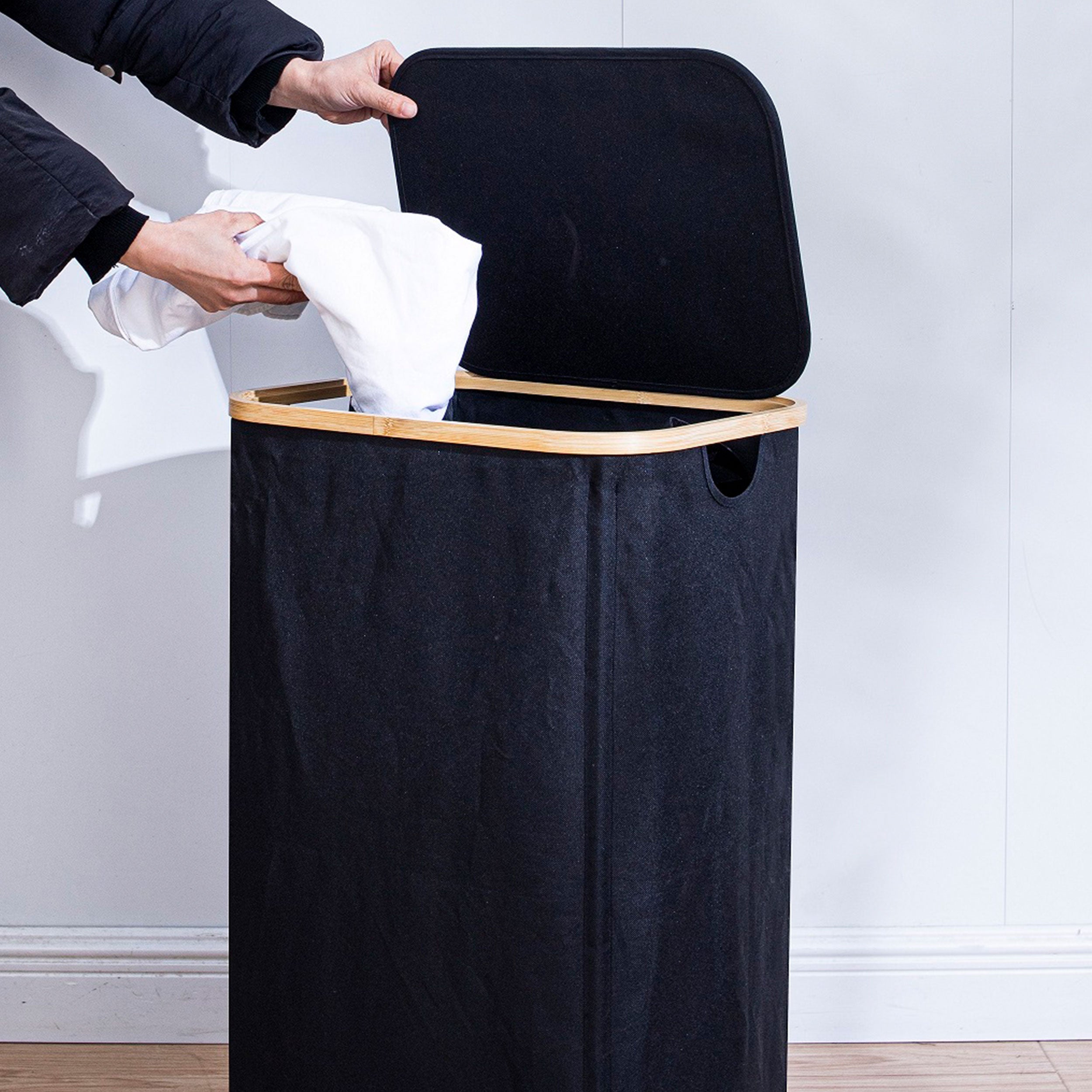 Wäschesammler mit Deckel und herausnehmbarer Innentasche aus Bambus und Stoff – Wäschekorb in Schwarz