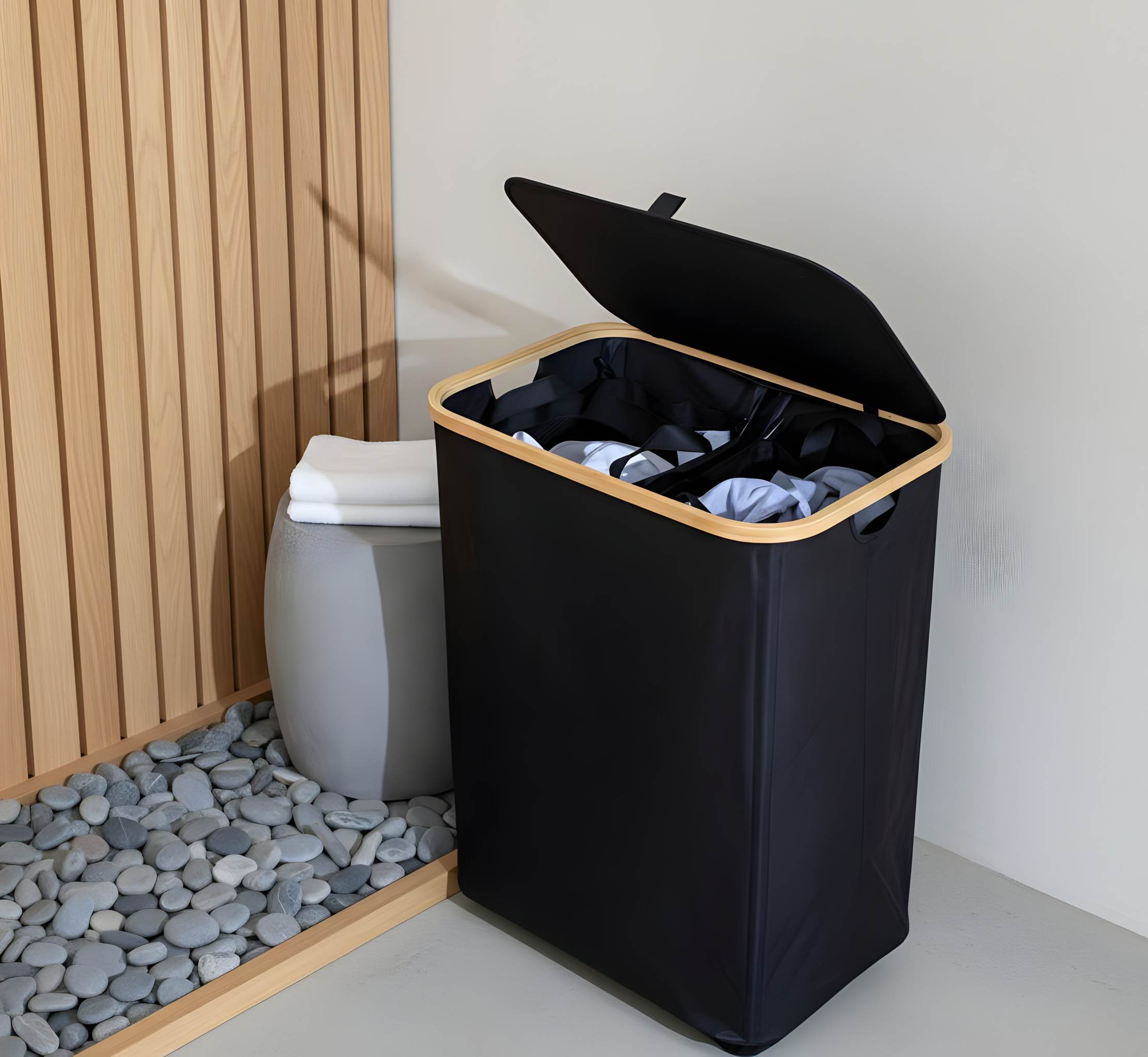 Wäschesammler mit Deckel und herausnehmbarer Innentasche aus Bambus und Stoff – Wäschekorb in Schwarz