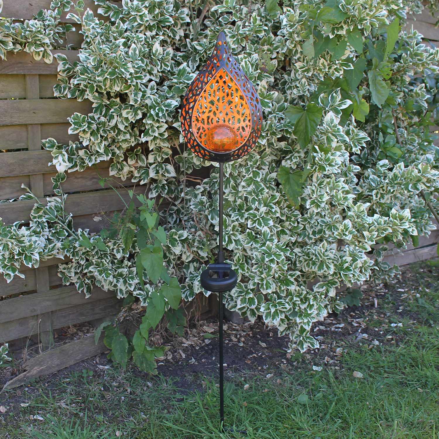 LED Solar Gartenleuchte Tropfen-Design – Wetterfest, Solarbetrieben, Dekorative Beleuchtung für Garten, Balkon und Terrasse 90 cm Groß