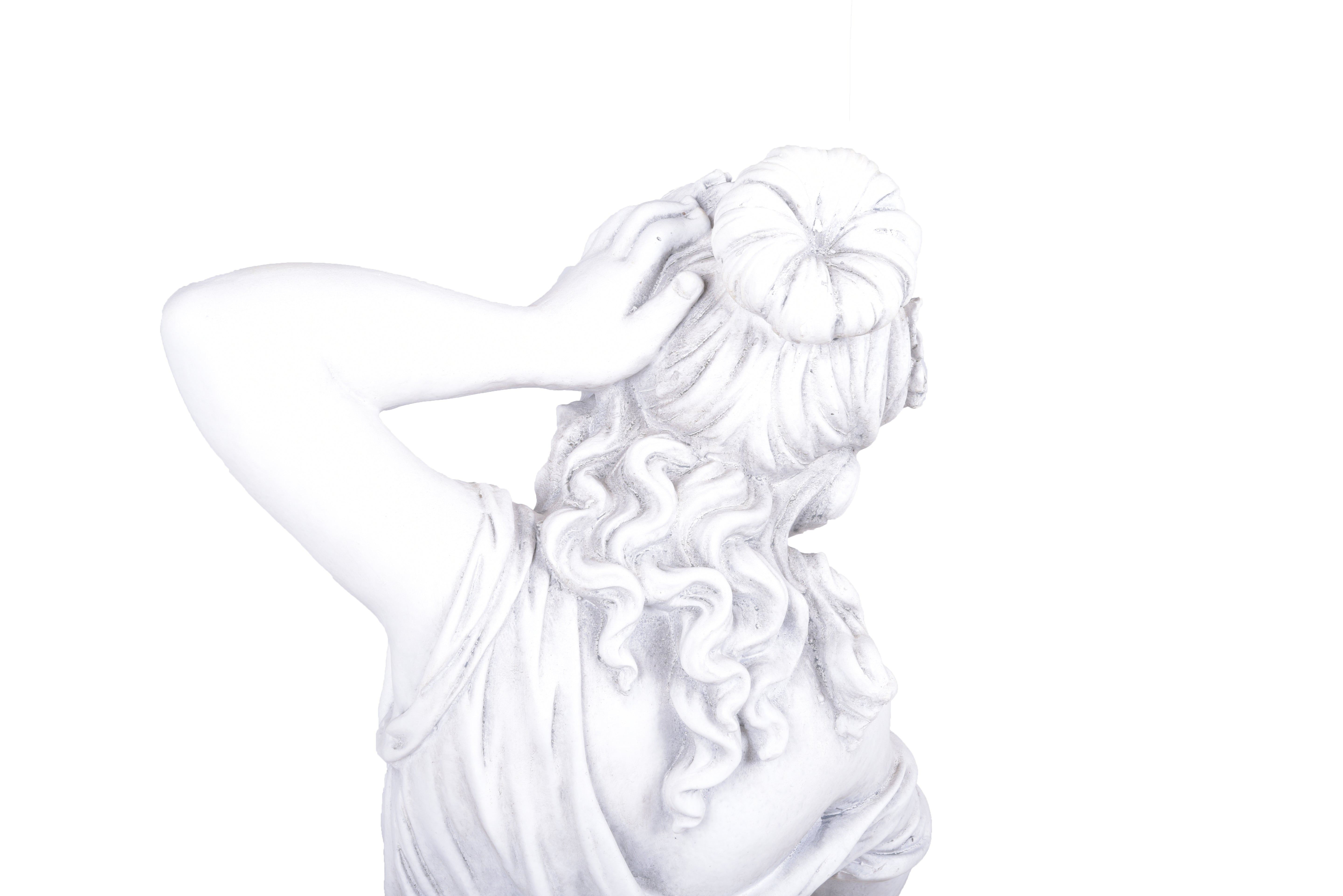 Gartenfigur XENIA Gartenskulptur Dekofigur Außenfigur klassisch Garden Pleasure