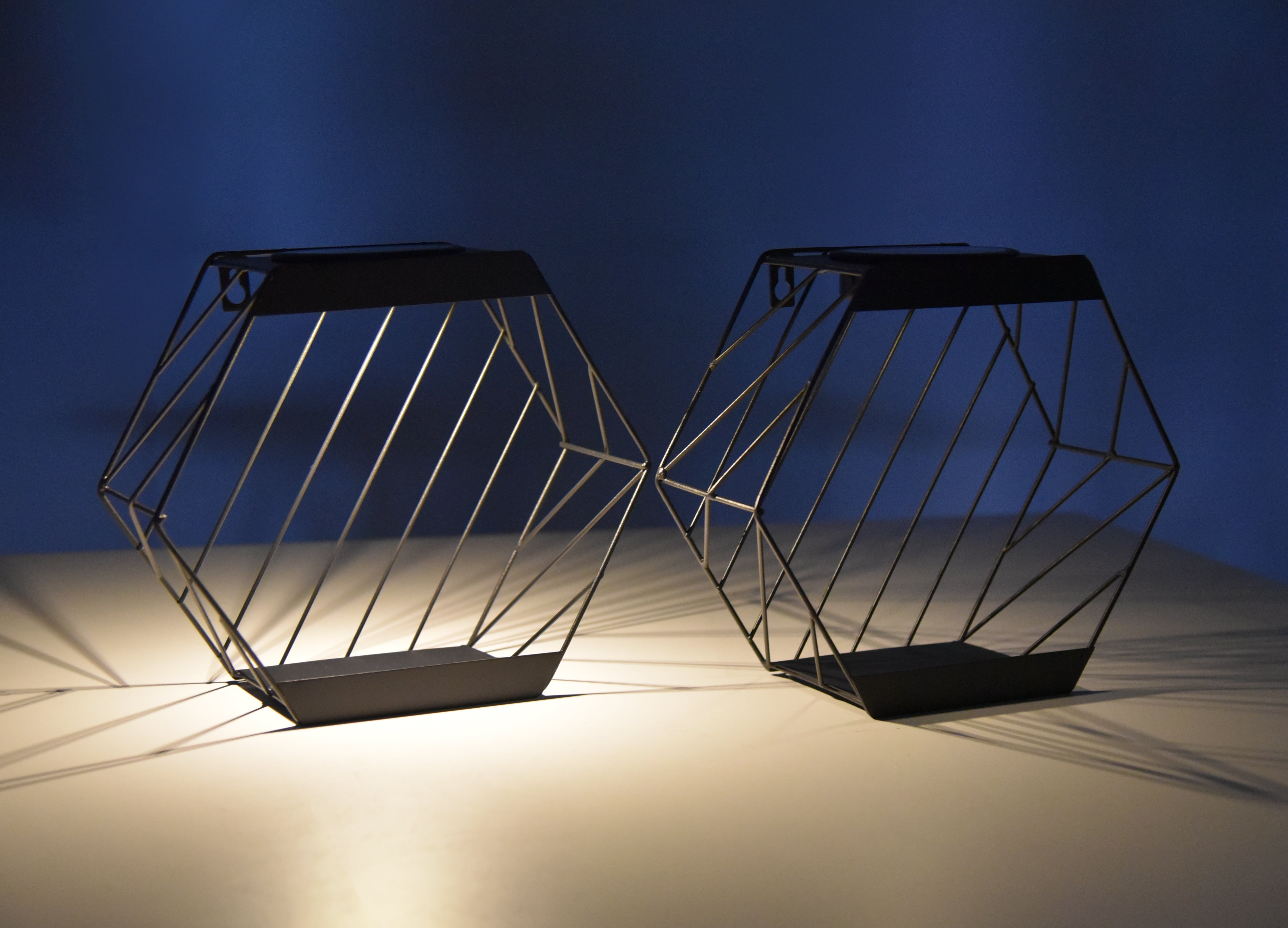 Solar-Pflanzregal AMARA 2er-Set Blumenregal mit Licht Pflanzentreppe modern Garden Pleasure