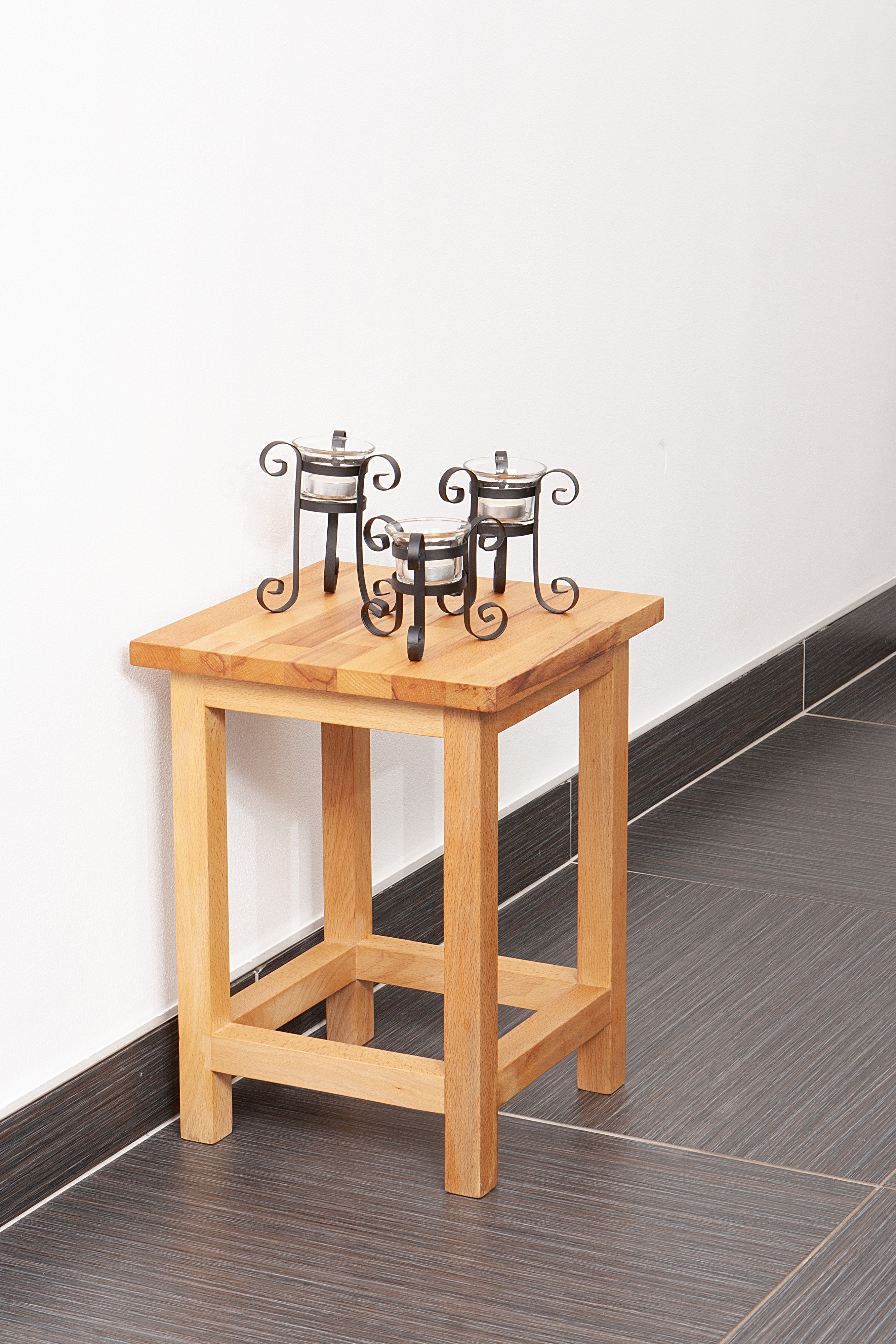 Universalhocker MAX 1 Beistelltisch aus Eiche Nachttisch Blumenhocker massiv Interia Home & Living