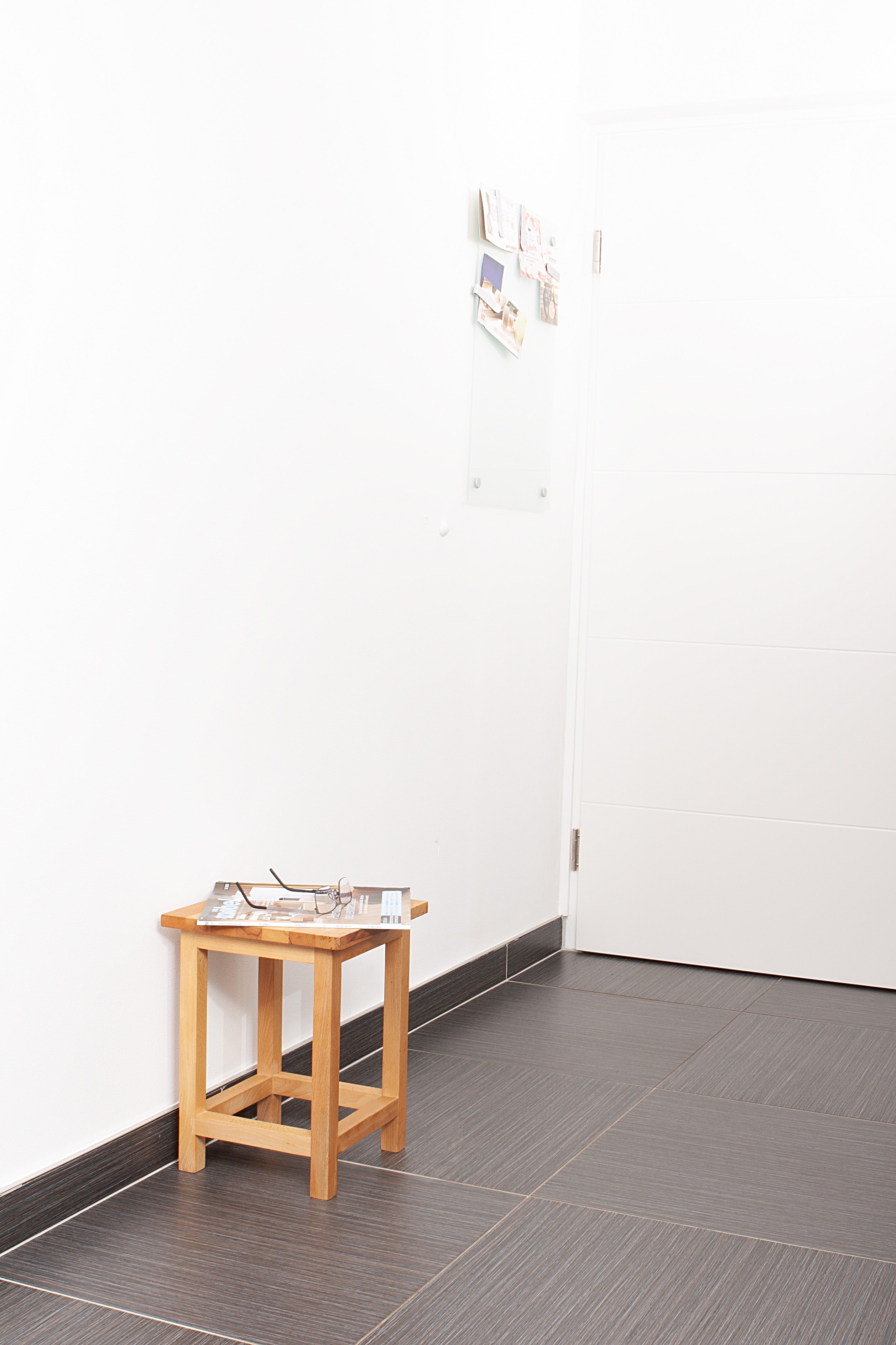 Universalhocker MAX 1 Beistelltisch aus Eiche Nachttisch Blumenhocker massiv Interia Home & Living