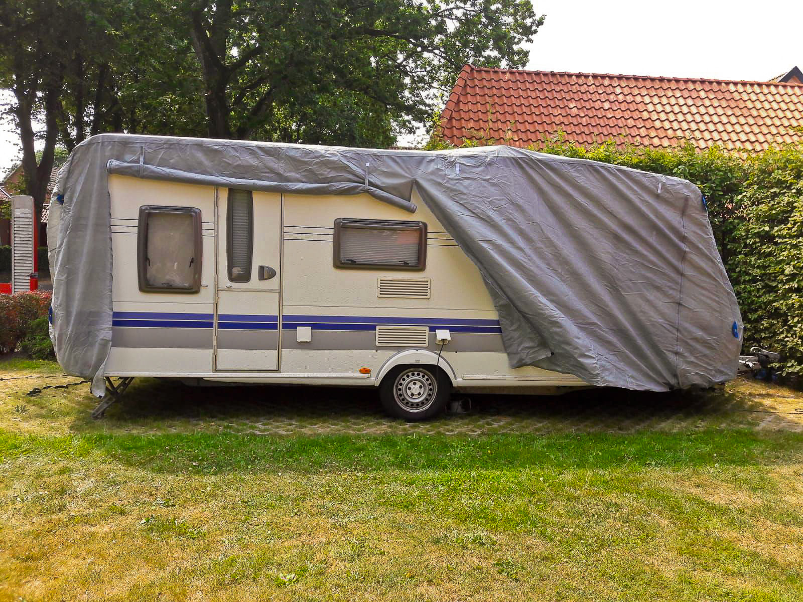 Wohnwagen Abdeckhaube XXL Schutzhülle Caravan Garage Garden Pleasure atmungsaktiv winterfest