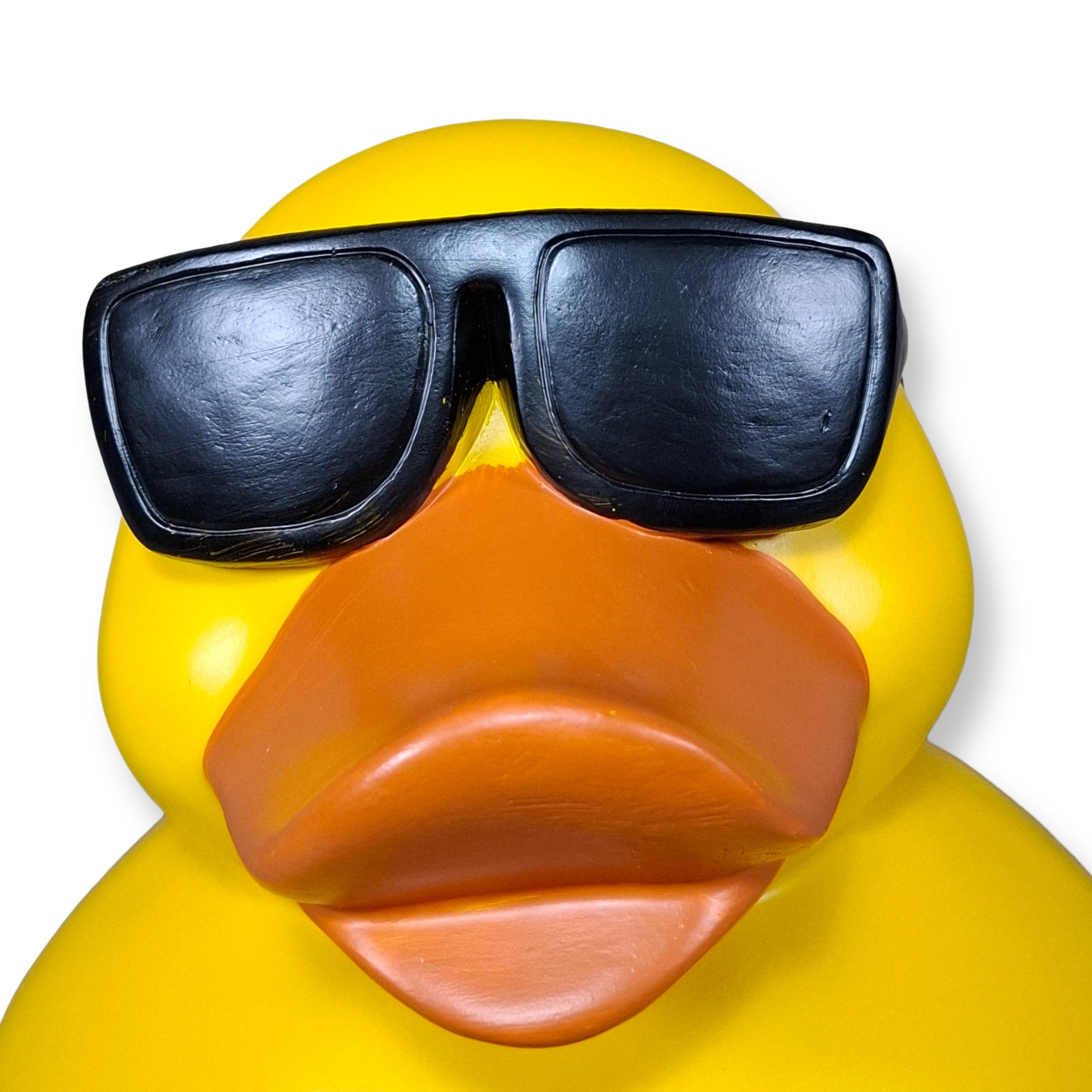 Deko Ente für den Garten – handbemalt, wetterfest, 25 cm – witzige Ente mit Sonnenbrille