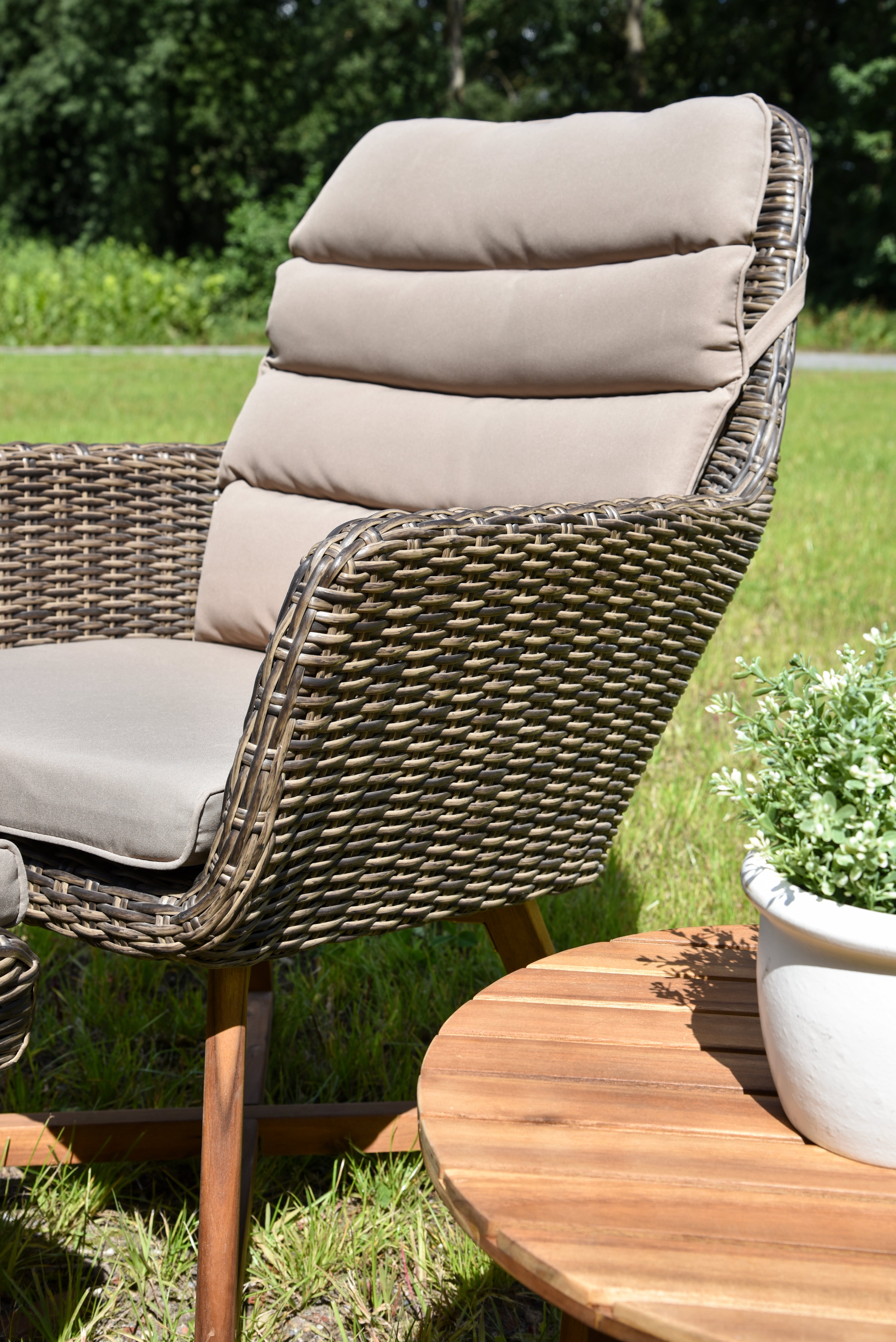Loungeset CALVIA 3-teilig Sessel Hocker Tisch Polyrattan Akazie coffee Garden Pleasure