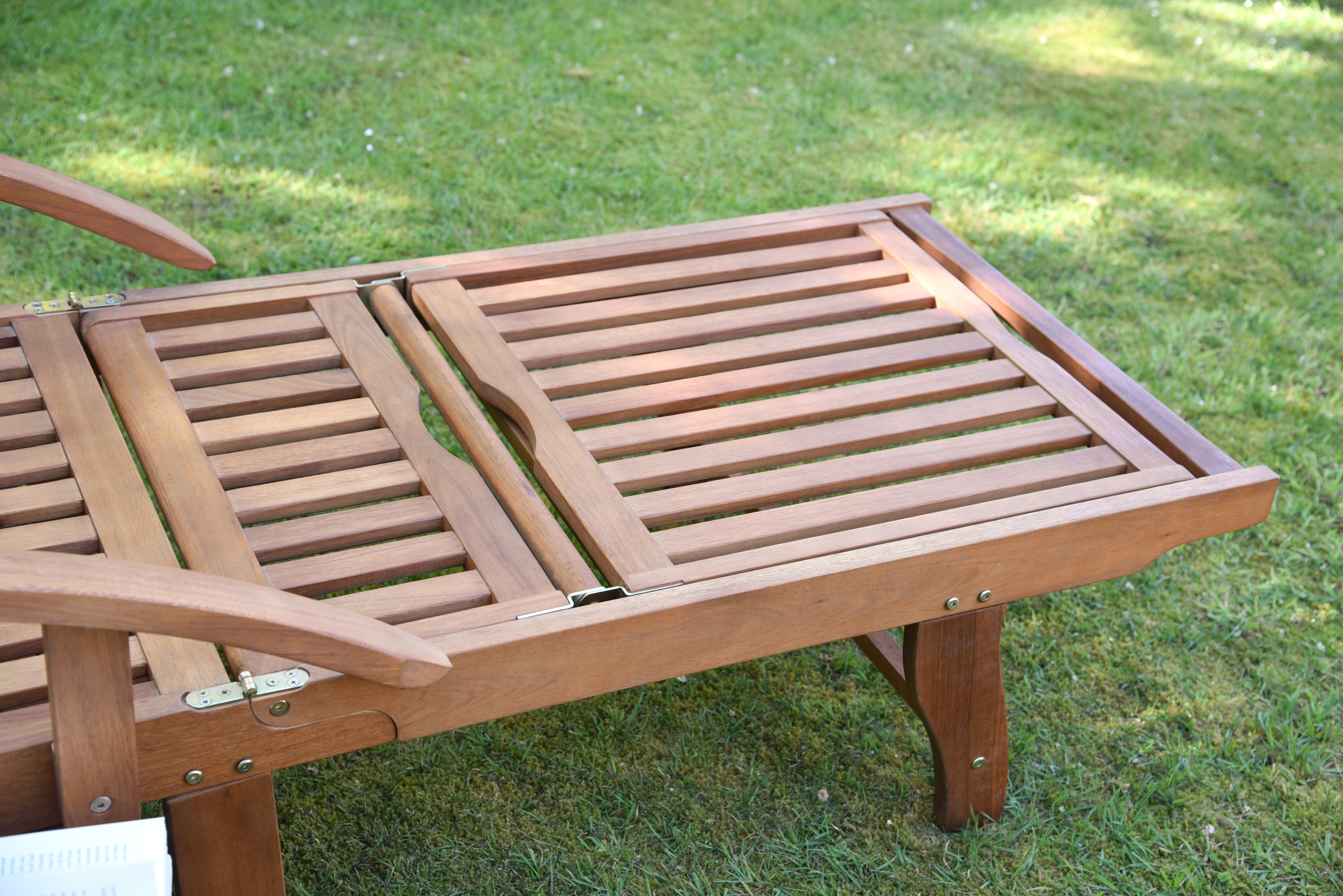 Sonnenliege BEVERLY HILLS Gartenliege Deckchair Garden Pleasure Eukalyptusholz klappbar komfortabel