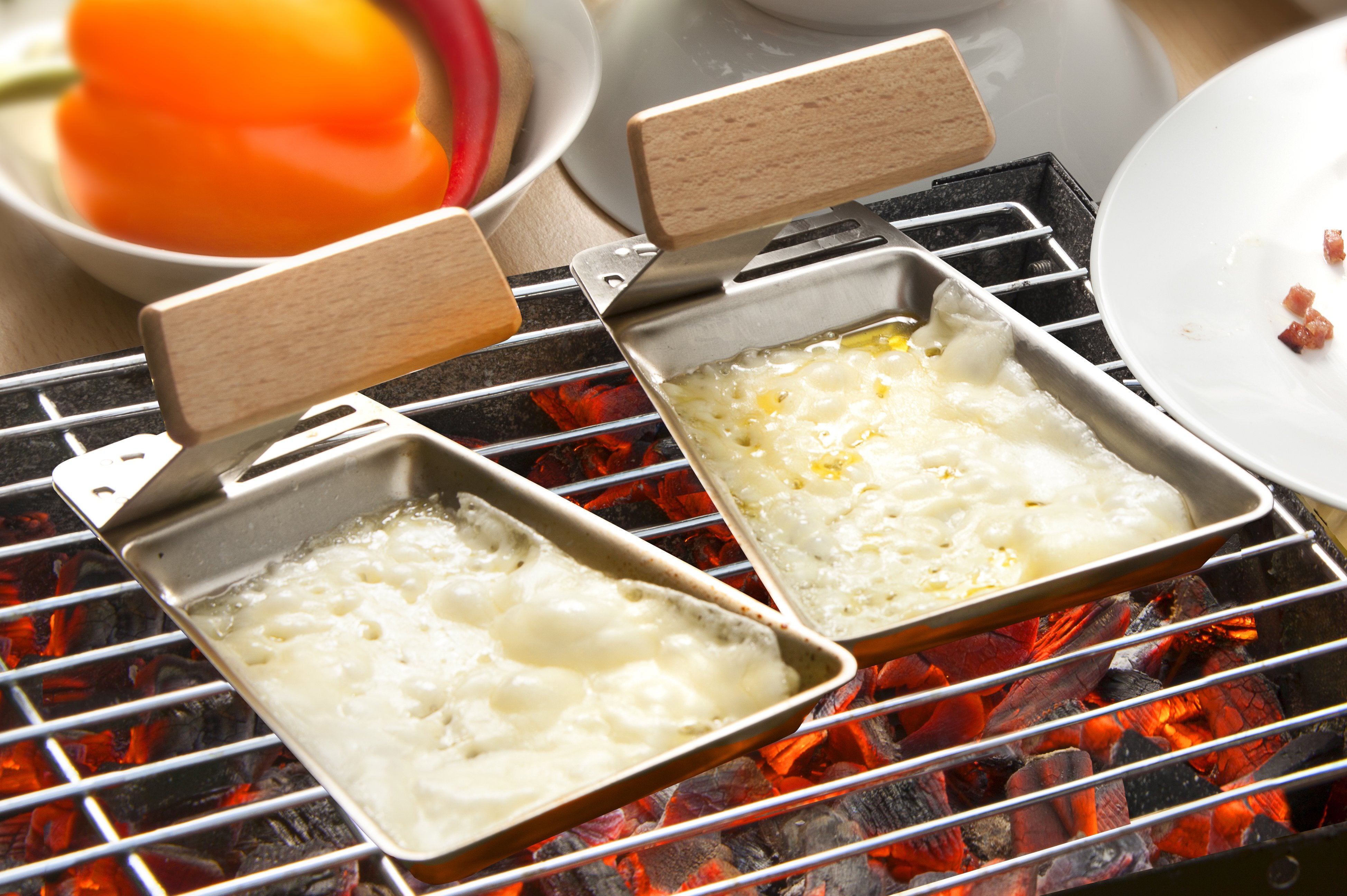 2er Set Edelstahl Grillpfanne Gustico abnehmbarer Griff Grillschale BBQ Zubehör Grill