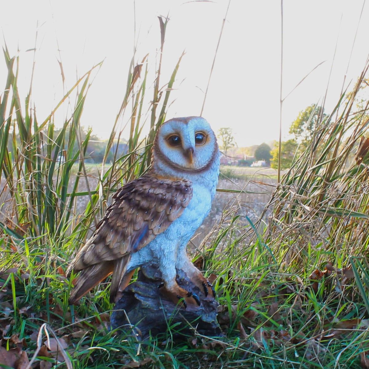 Eulen Figur auf Stamm sitzend Uhu Eule Deko Vogel