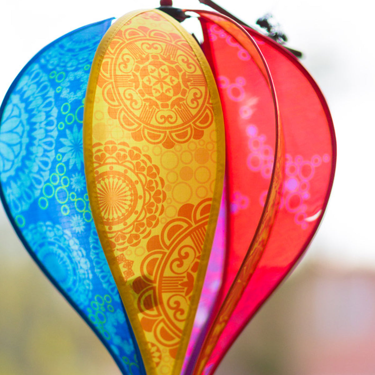 Windspiel Heißluftballon HQ Hot Air Balloon Twist Victorian Style Windsack Garten Dekoration