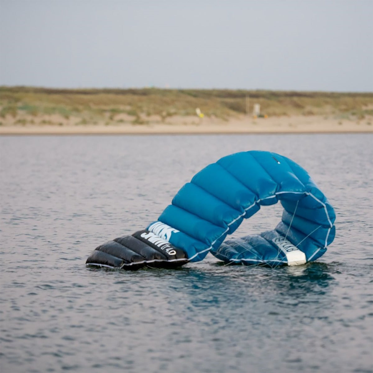 Peter Lynn Lenkmatte Skim TR 4.0 Trainerkite Lenkdrachen Controlbar Dreileiner Kite Drachen