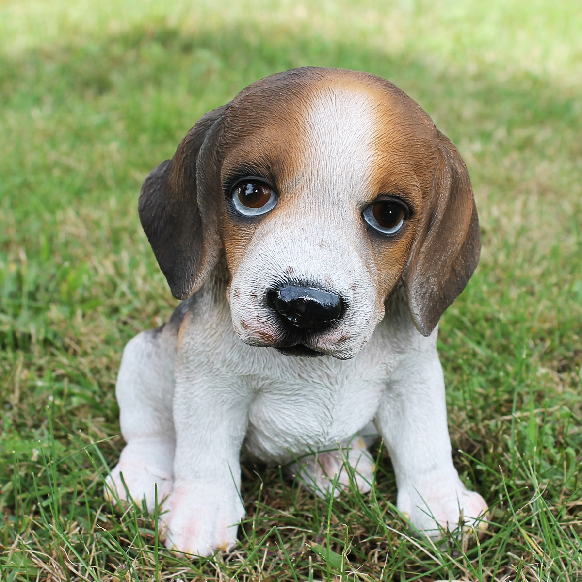 Beagle Figur sitzend Beagle Hundefigur lebensecht Deko Hundefigur