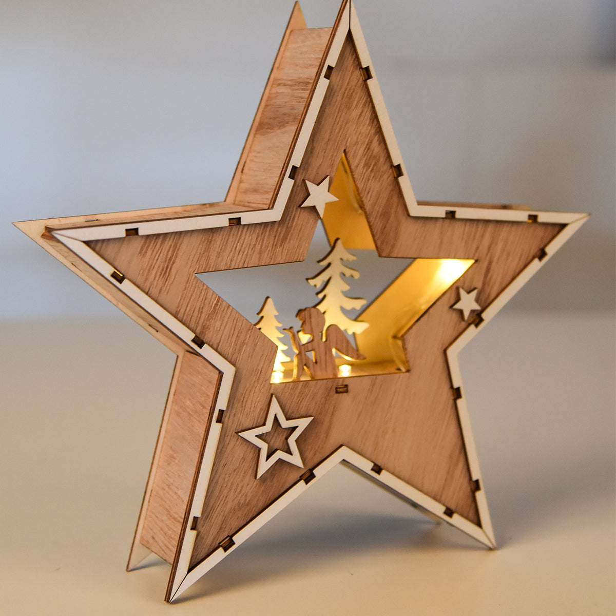 Deko Stern Holzstern 24cm Stern mit Engel und Tannen Motiv 7 LED Weihnachtsstern batteriebetrieb Fensterdeko