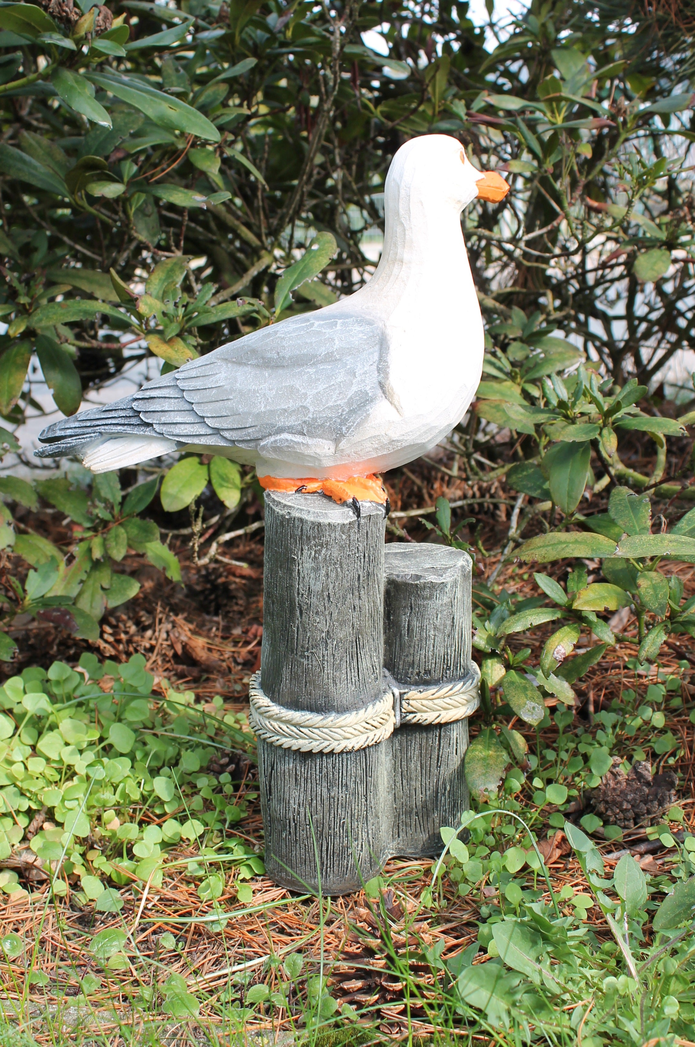 Möwe Figur Holzschnitt Optik Garten Dekoration Fensterbank Möwe auf Poller Dekofigur