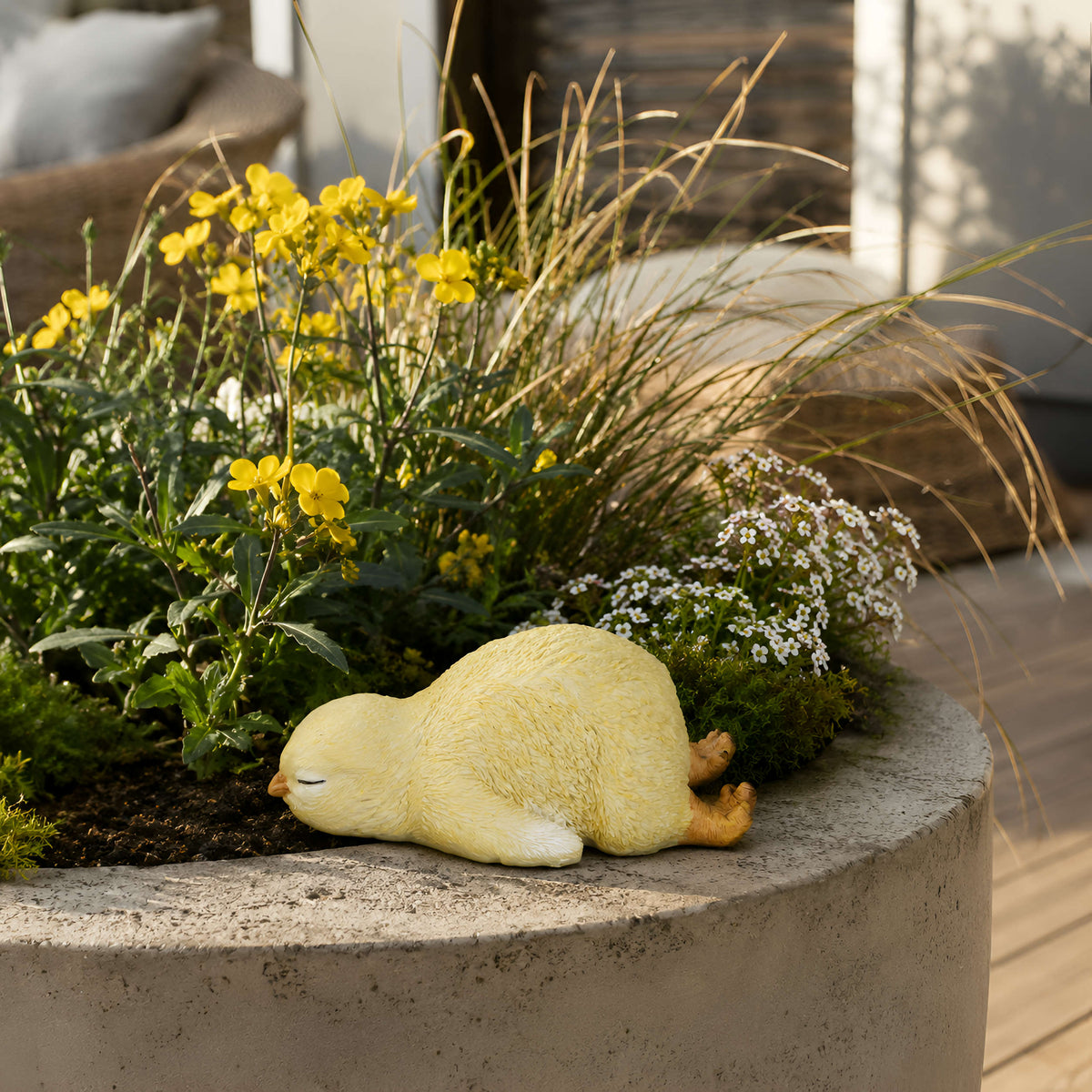 Deko Küken schlafend Küken Figur Osterküken für Osterdeko Haus und Garten
