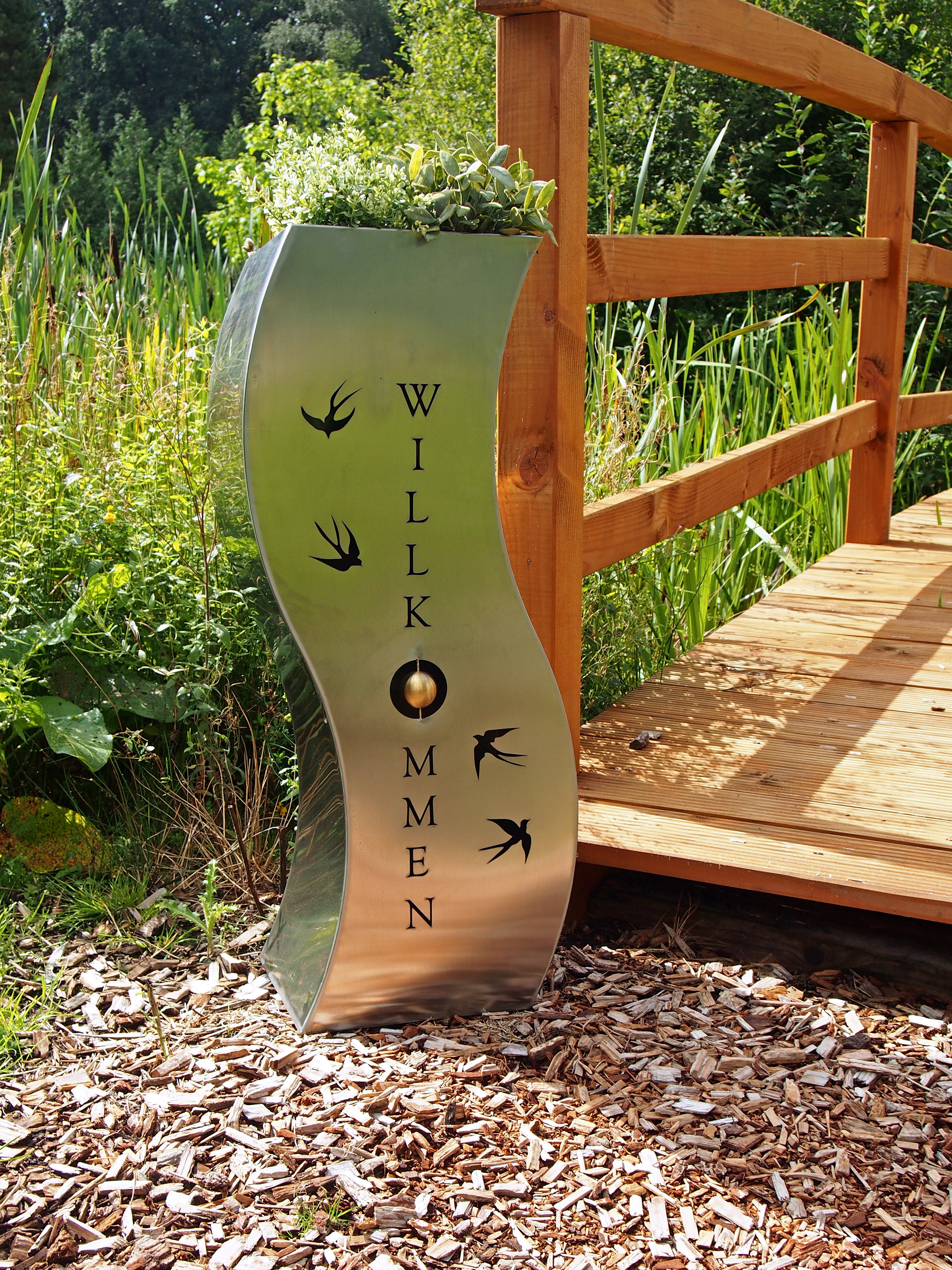 Pflanzsäule SCHWALBE Dekosäule Blumenständer Edelstahl Willkommen-Schild Garden Pleasure