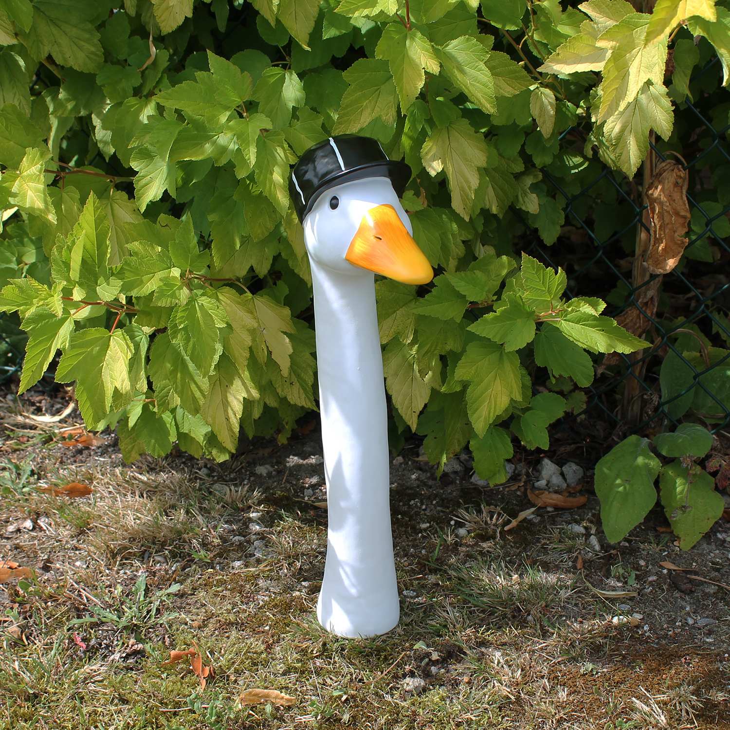 Gartenfigur Gans mit Cap Gänsehals Gänsekopf Gartenstecker Lustige Deko Gänse für den Garten