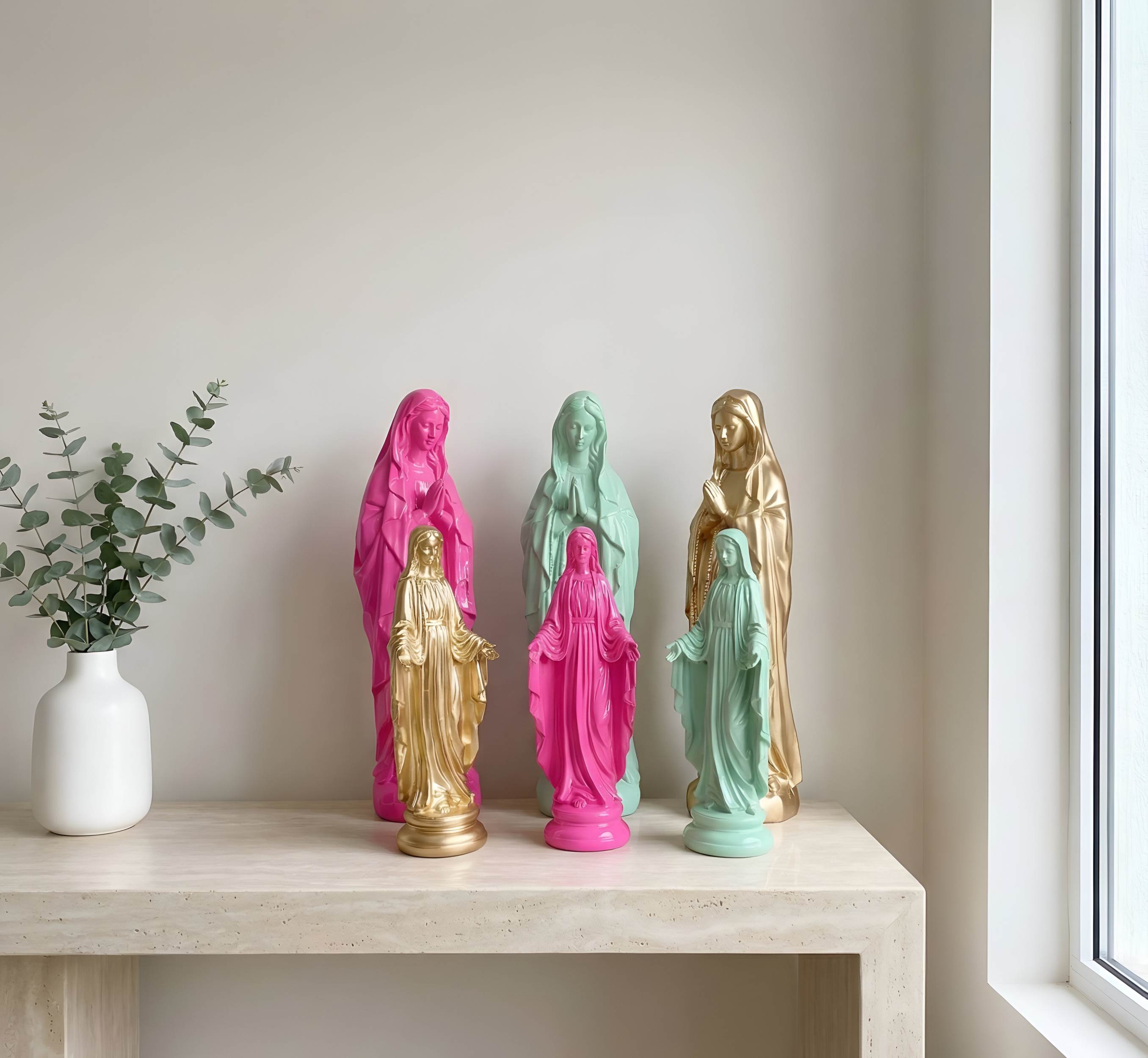 Madonna Figur & Marienfigur modern - Mutter Gottes Deko in Gold, Magenta oder Jade, groß oder klein