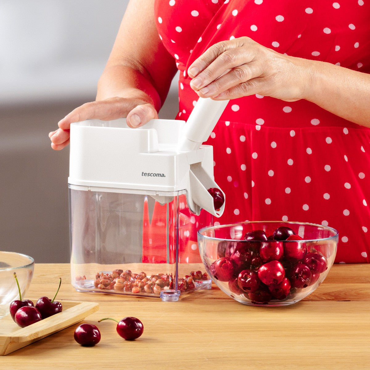 Tescoma Kirschentkerner HANDY – Kirschenentsteiner für Obst und Backen