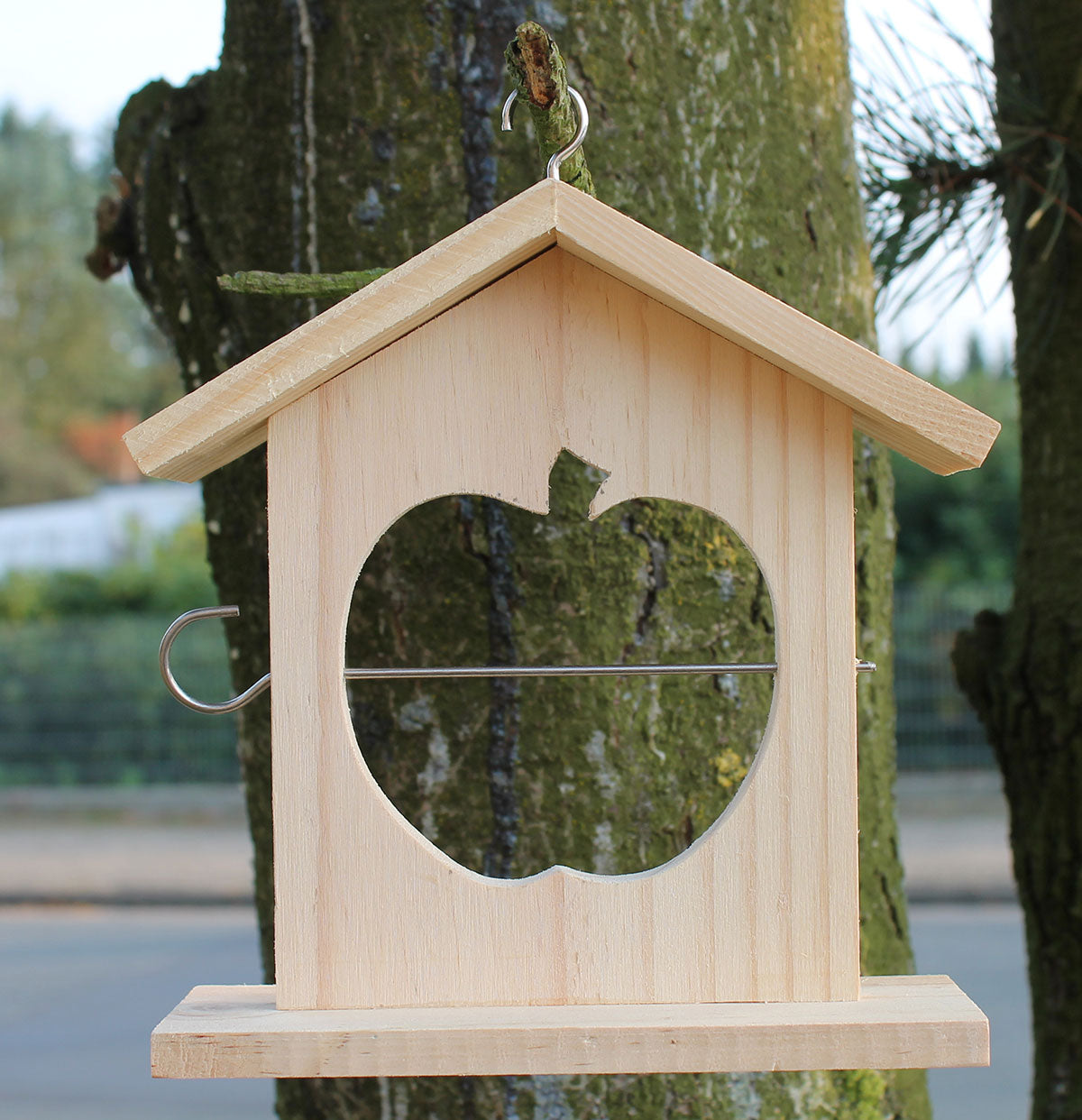 Apfel-Futterhäuschen zum Vögel füttern Meisenknödelhalter Vogelfutterhaus