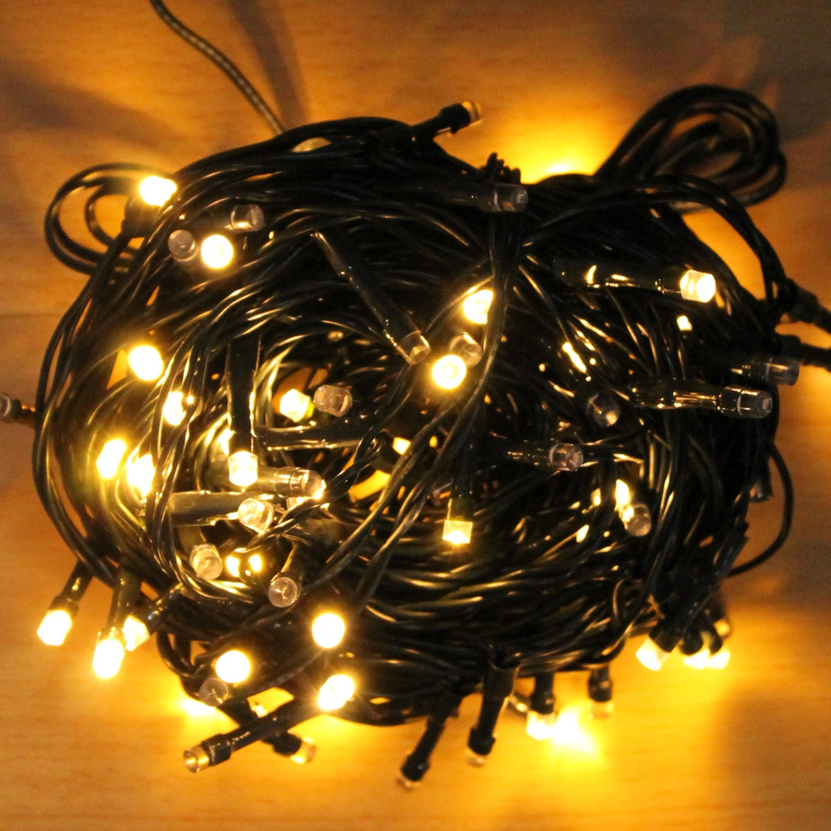 LED Lichterkette 200 LED warmweiss mit Fernbedienung für innen und außen Weihnachtsbeleuchtung